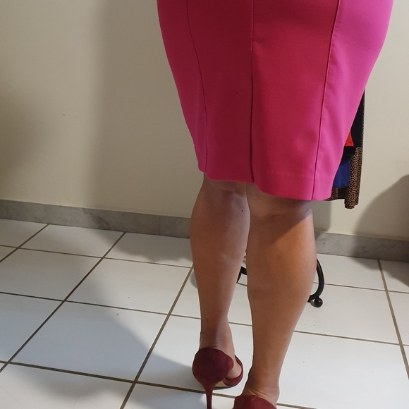 Skirt - Picture 3 of 4